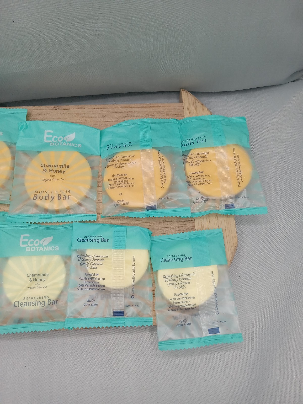 4 Eco Botanics Travel-Size Hotel Body Bar Soap 4 Cleansing Bar Chammomile Honey