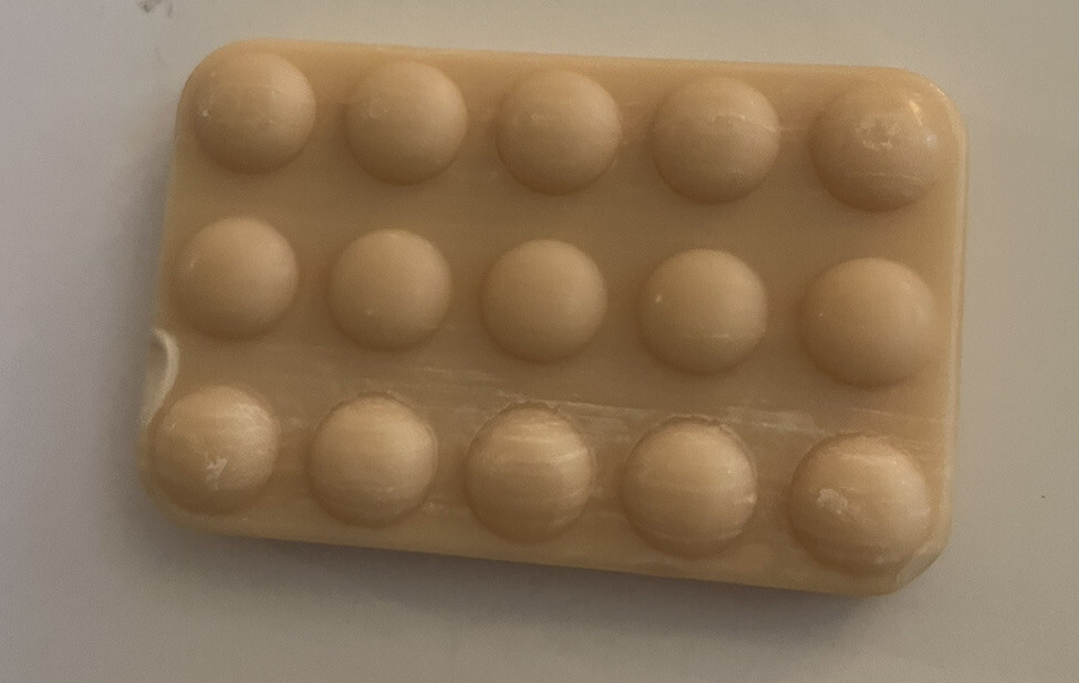 LaCoupe Argan Oil Complex Revitalizing Soap Lot of 10 1.3oz bars.