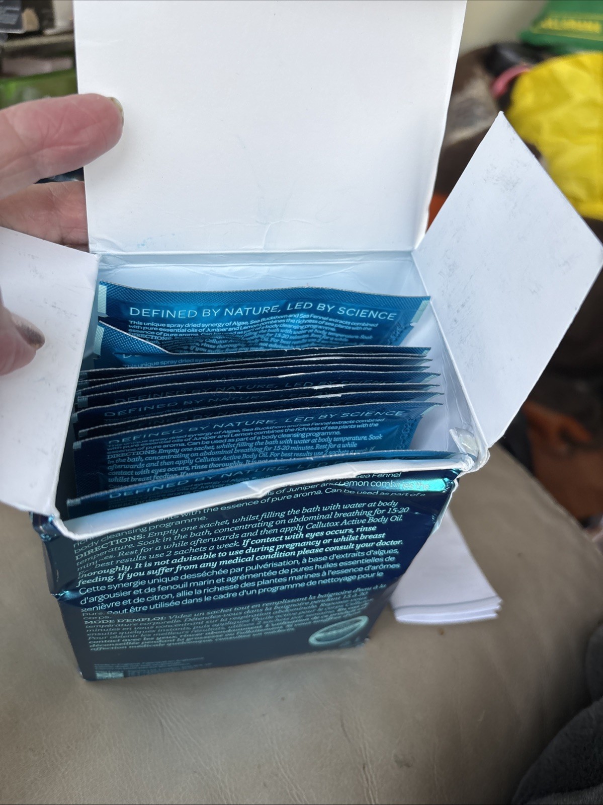 Elemis Cellutox Herbal Bath Synergy 10 Sachets – 300g In Total. New!