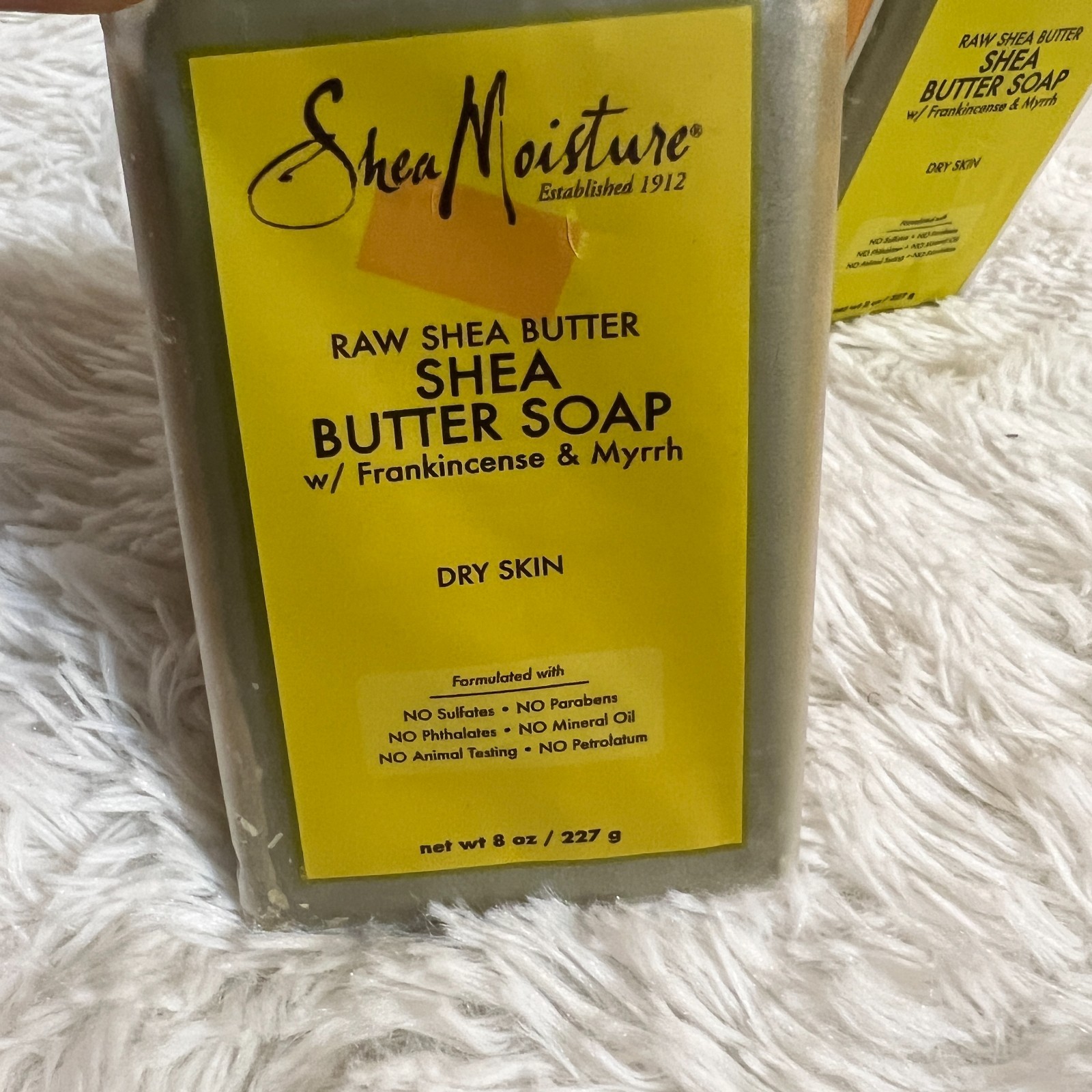 SHEA MOISTURE RAW SHEA BUTTER SOAP W/ FRANKINCENSE & MYRRH BAR SOAP 8 OZ (2)