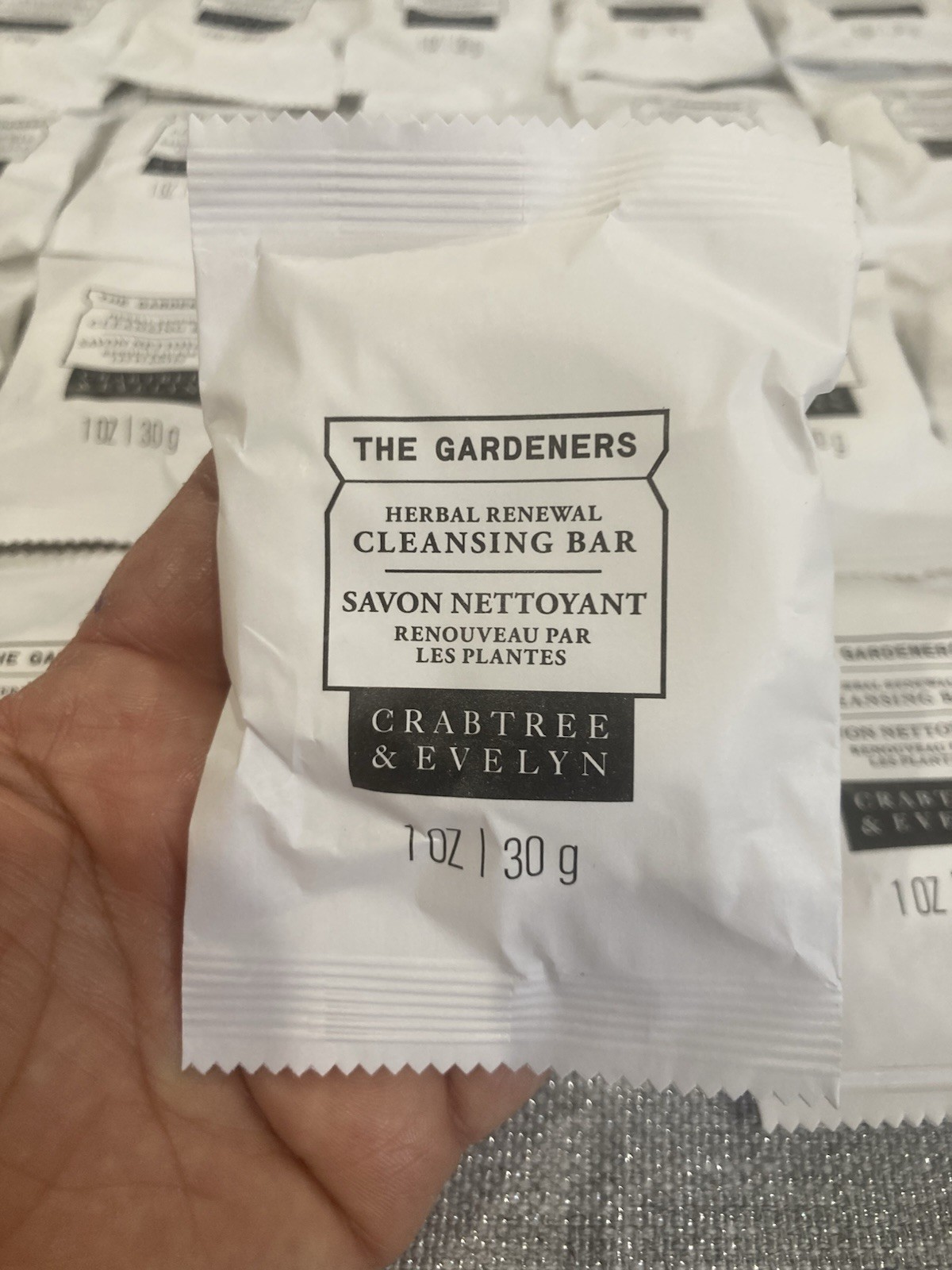 50 Pcs The Gardeners CLEANSING BAR Soap Crabtree & Evelyn Herbal Renewal 1oz