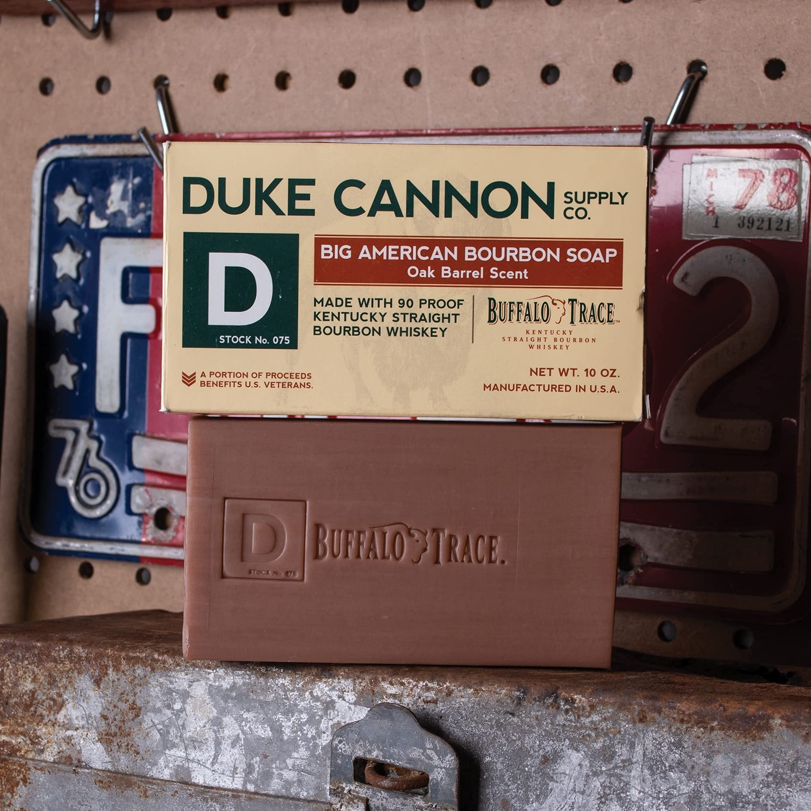 Duke Cannon Cannon Supply Co. Big American Bourbon Soap, 10oz – Superior Grade