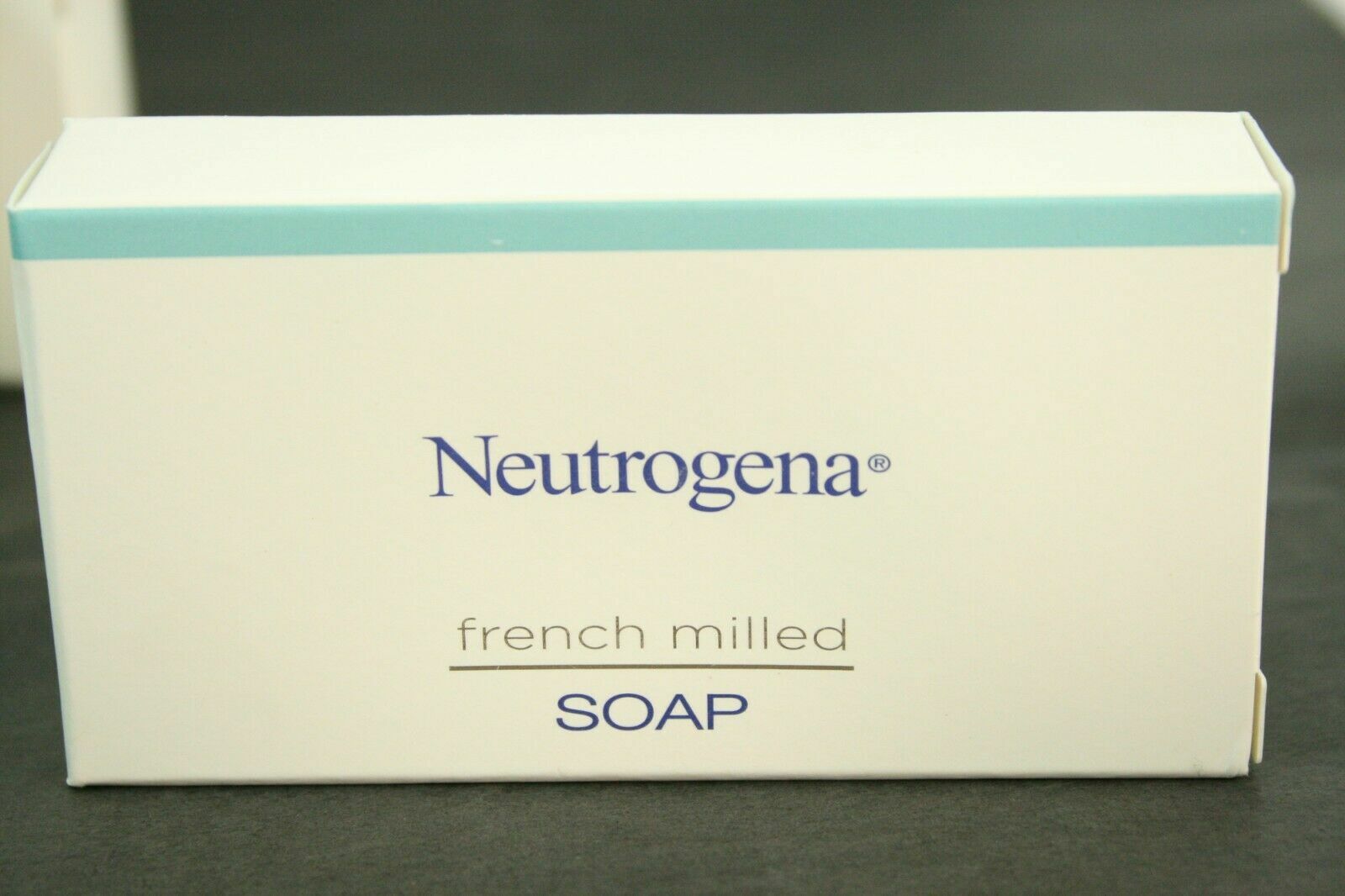 Neutrogena French Milled Soap Lot of 12 Travel Size Hilton Hotel New 1 oz