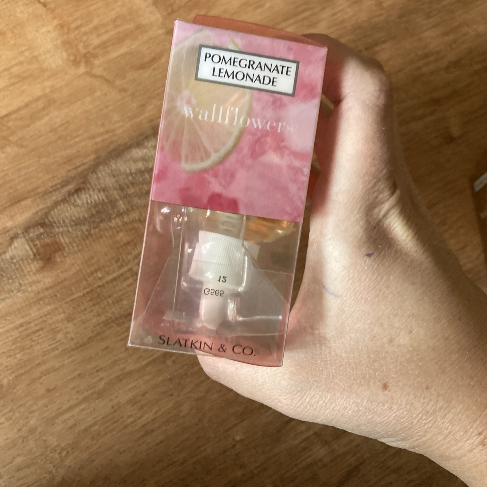 Bath & Body Works Wallflowers NEW Refill Plug-Ins Lot 4-pomegranate & Vanilla