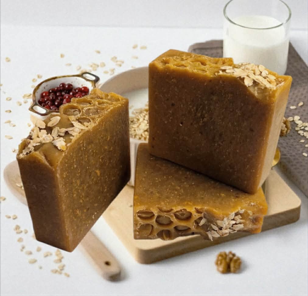 Oatmeal Goat Milk & Honey Beauty Bar Soap w/ Kojic Acid & Niacinamide B3 Scented