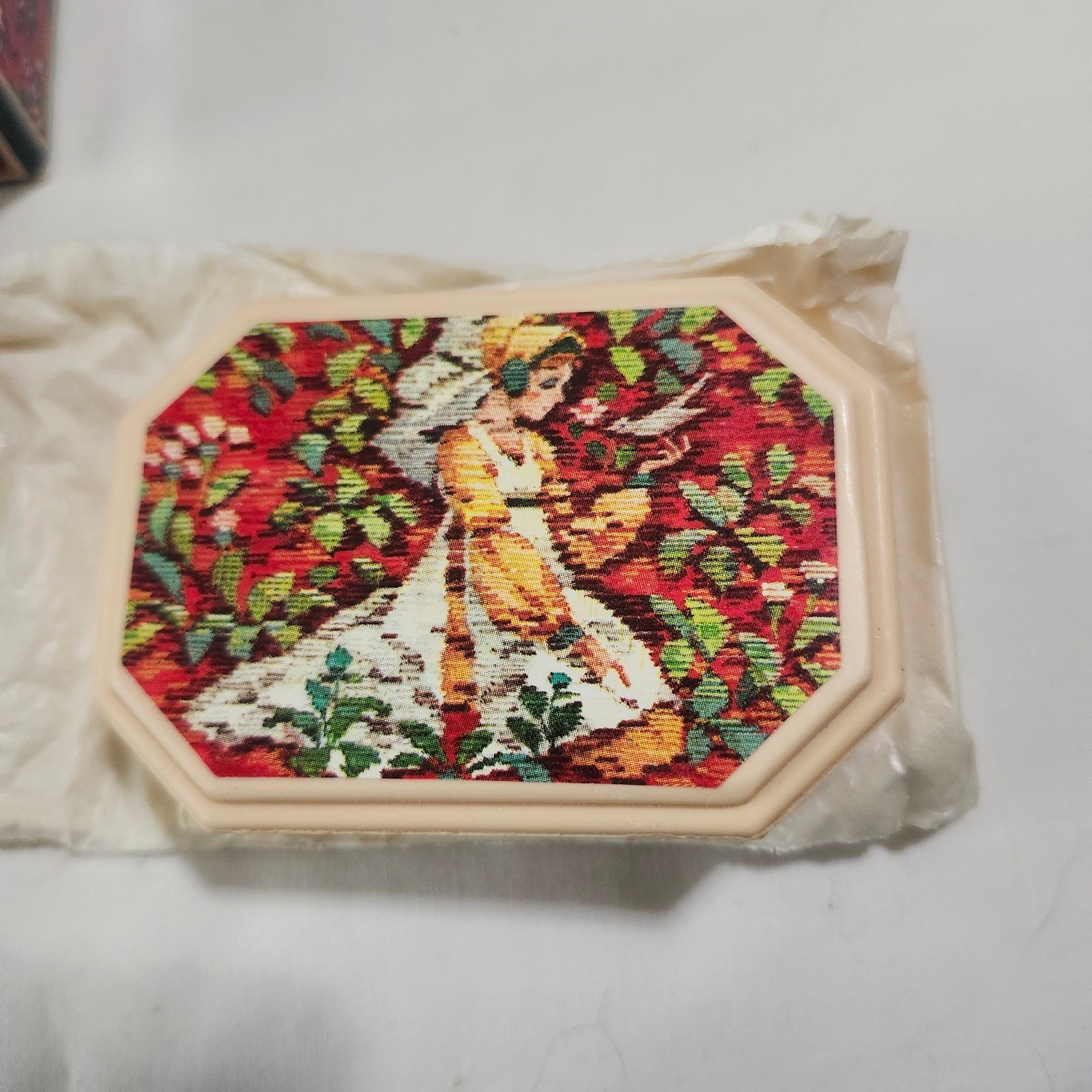 Avon Tapestry Two Hostess Soaps with Festive Fragrance NIB Unicorn Medieval B17