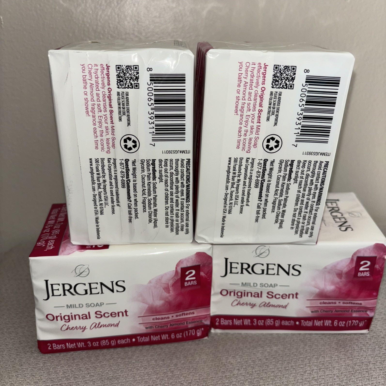 Jergens Cherry Almond Mild Soap Original Scent – 8 Bars (4x 2 Pack) – 3 Oz Each