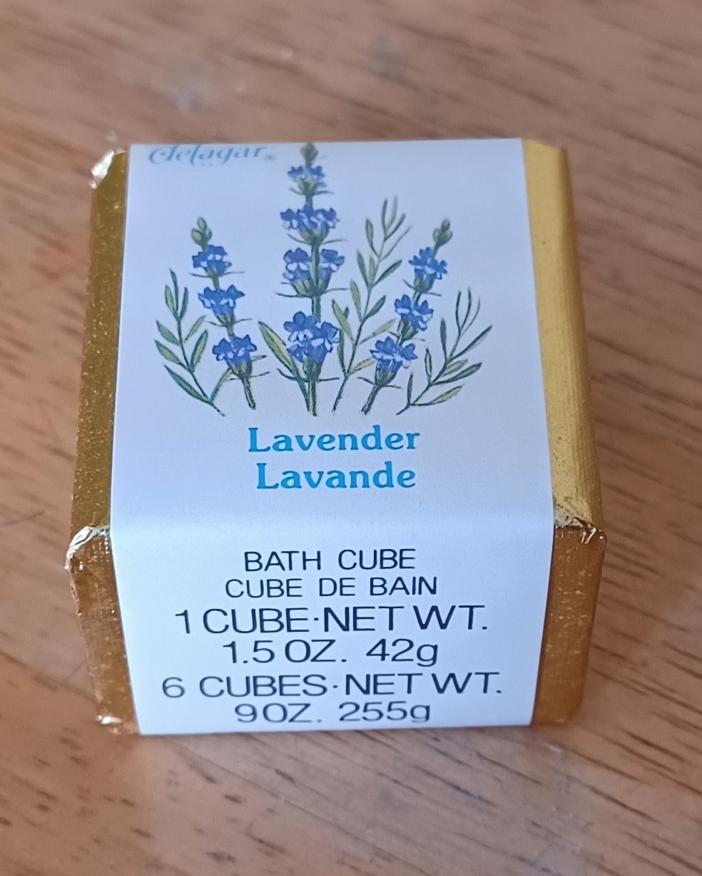 English Bath Cubes Sels de Bain – 6 Cube Set (9 oz / 250 g)