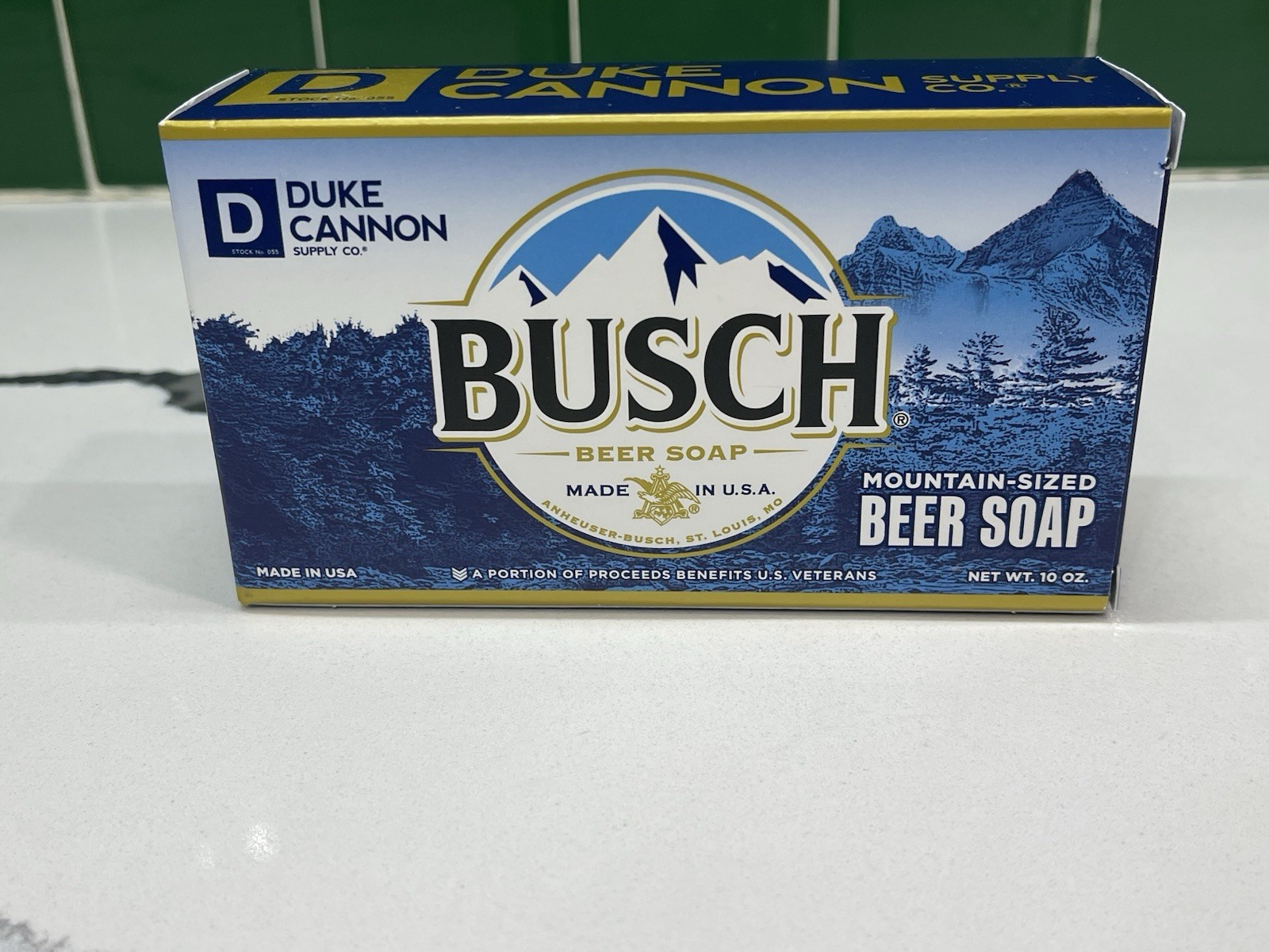Duke Cannon Supply Co. Busch Beer Soap Mountain-Sized New Men’s Soap