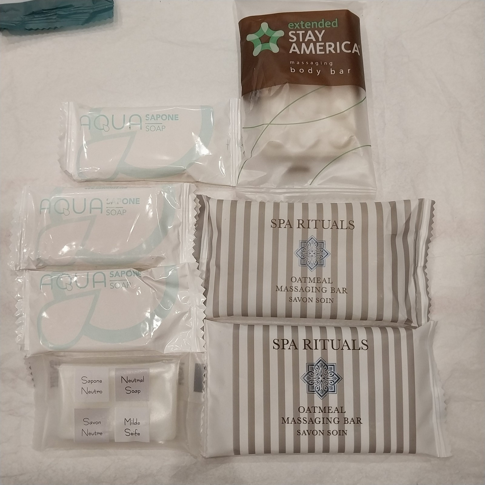 Mixed Lot of 25 Individual Soaps Travel Mini Bar Soap Toiletries Samples