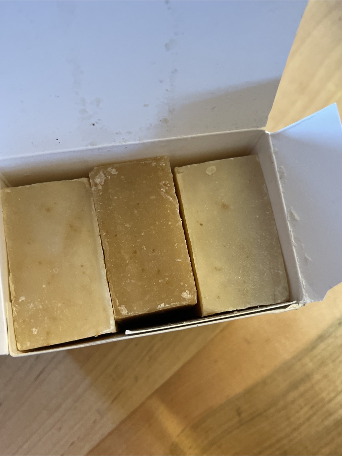 Southern Natural Goat Milk Soap Bar – Oatmeal Milk & Honey 3 Pack New In Box