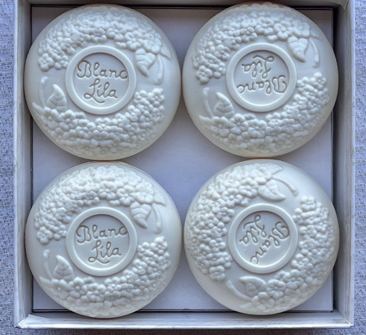 Petite Petite Blanc Lila Lilac Scented Soap Set Of Four 1.7 Oz Bars Gift Boxed