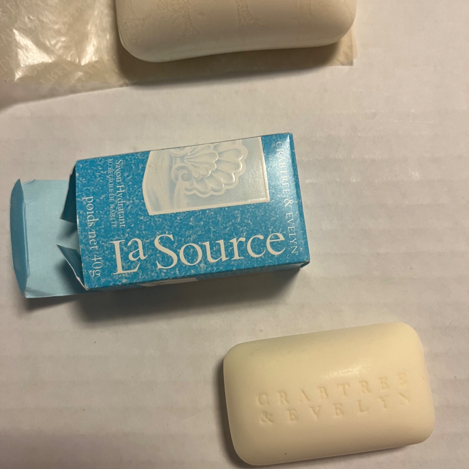 Crabtree & Evelyn La Source Moisturizing Soap Shea Butter 3.5oz & 1.4oz (2 Bars)