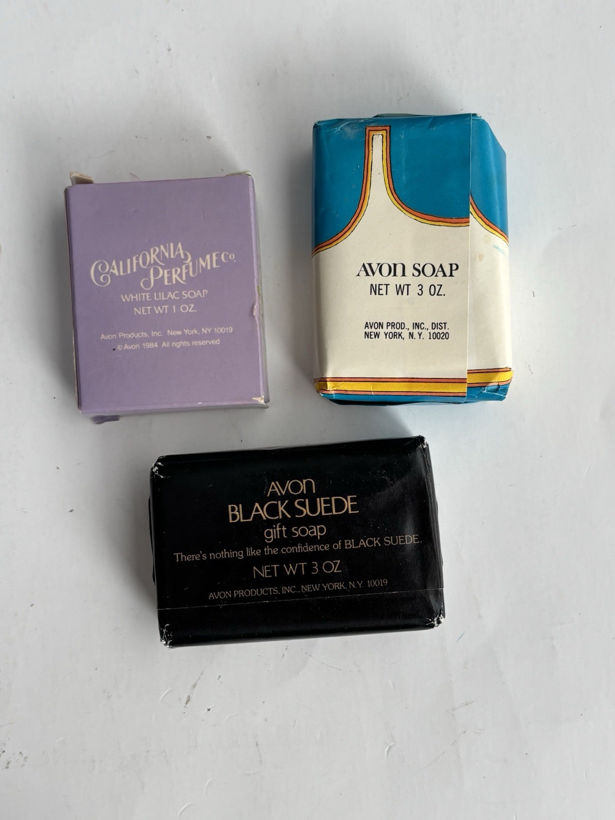 Vintage Avon Soap Lot Sealed Black Suede Clean Sport 71 White Lilac CPC NOS