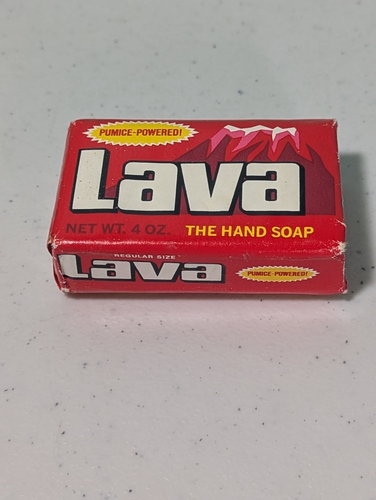 Lava Hand Soap Bar Pumice Powered Regular Size 4 Ounce Made In Canada Vintage