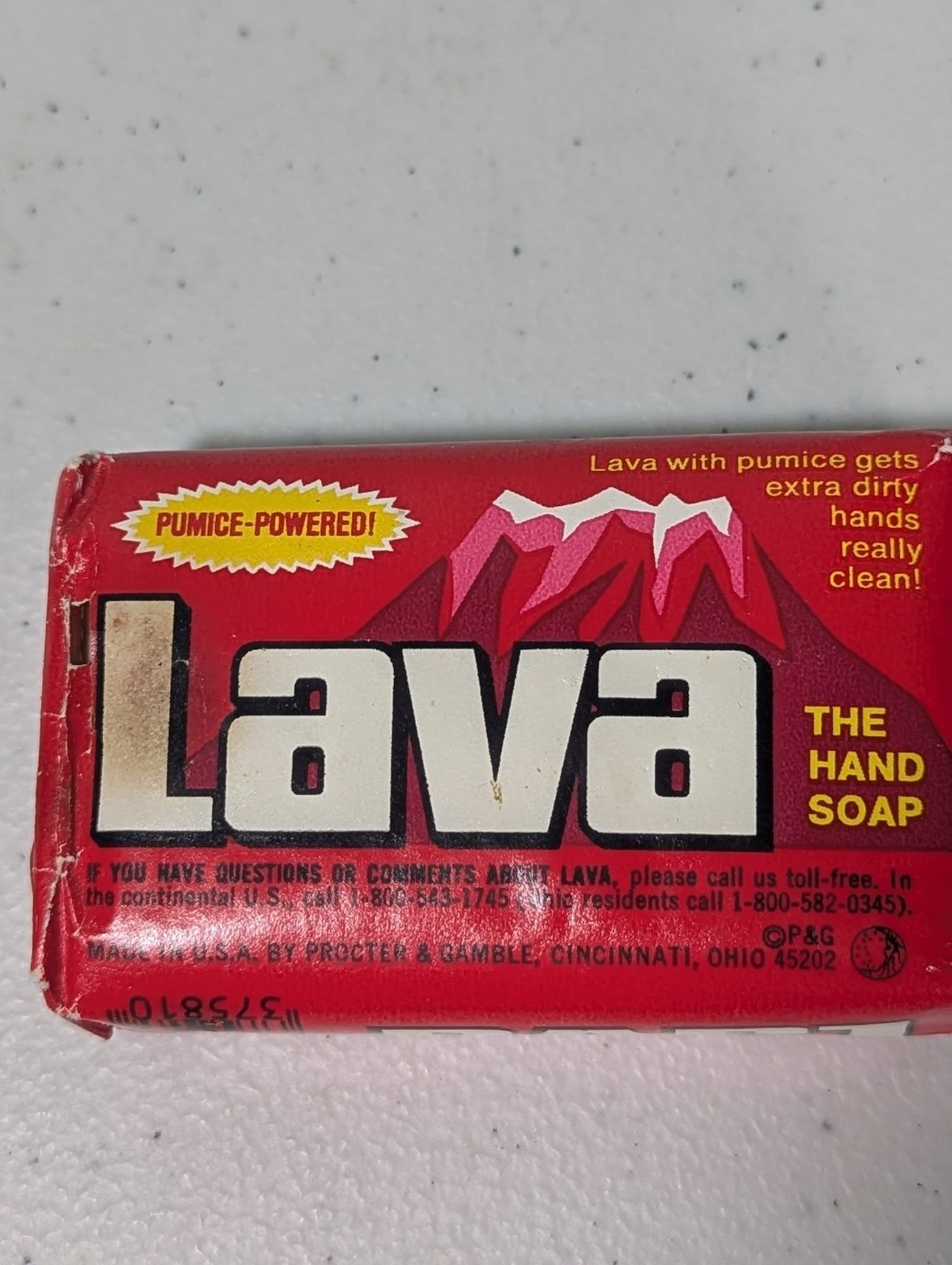 Lava Hand Soap Bar Pumice Powered Regular Size 4 Ounce Made In Canada Vintage