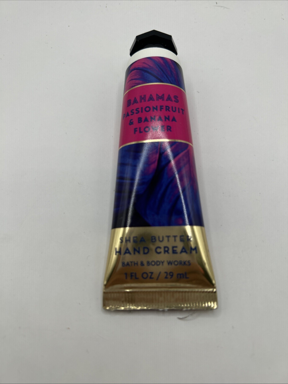 1 BATH & BODY WORKS BAHAMAS PASSIONFRUIT BANANA FLOWER SHEA HAND CREAM LOTION