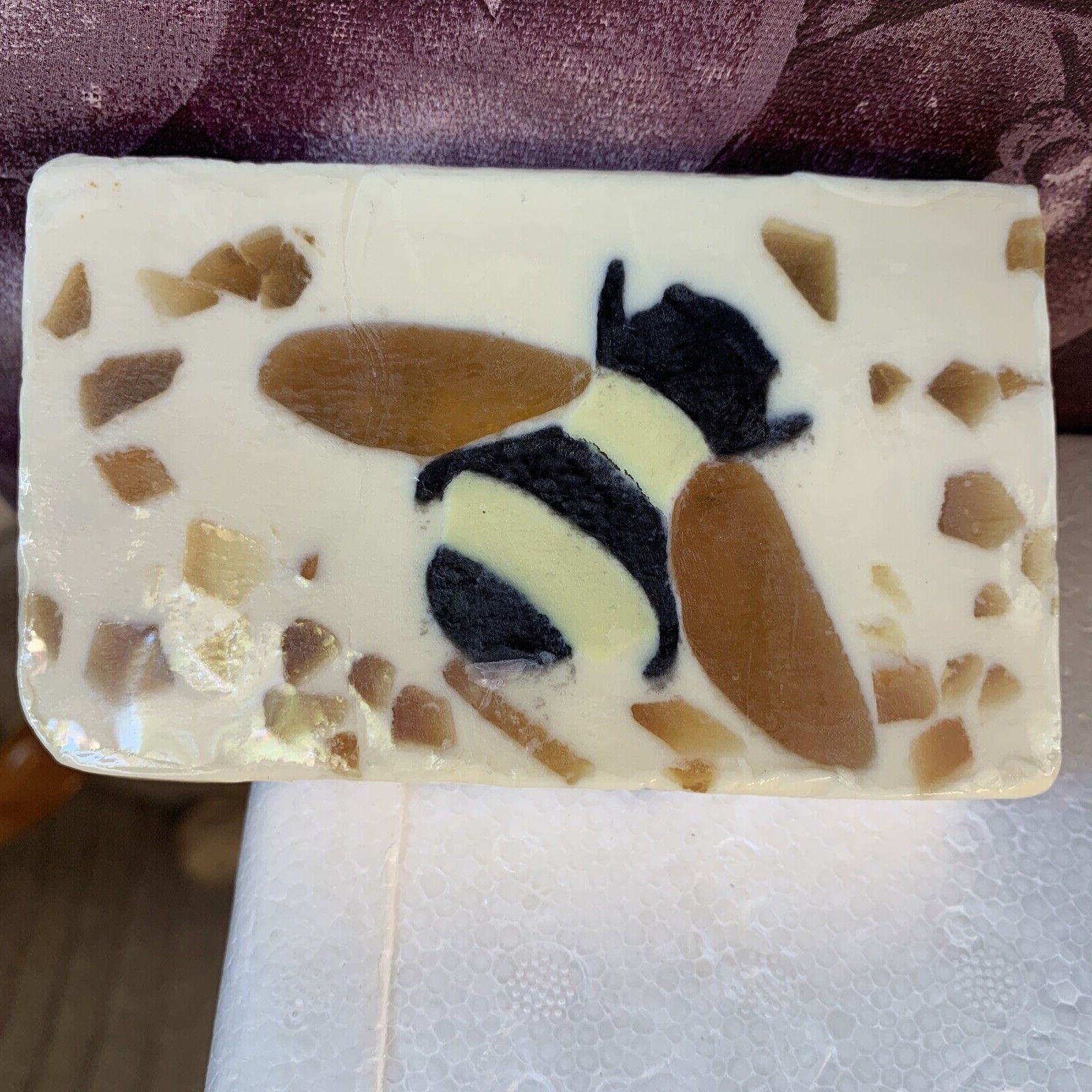 Honey Bee Real Honey Orange Fragrance Handmade Bar Soap Sealed Brand New