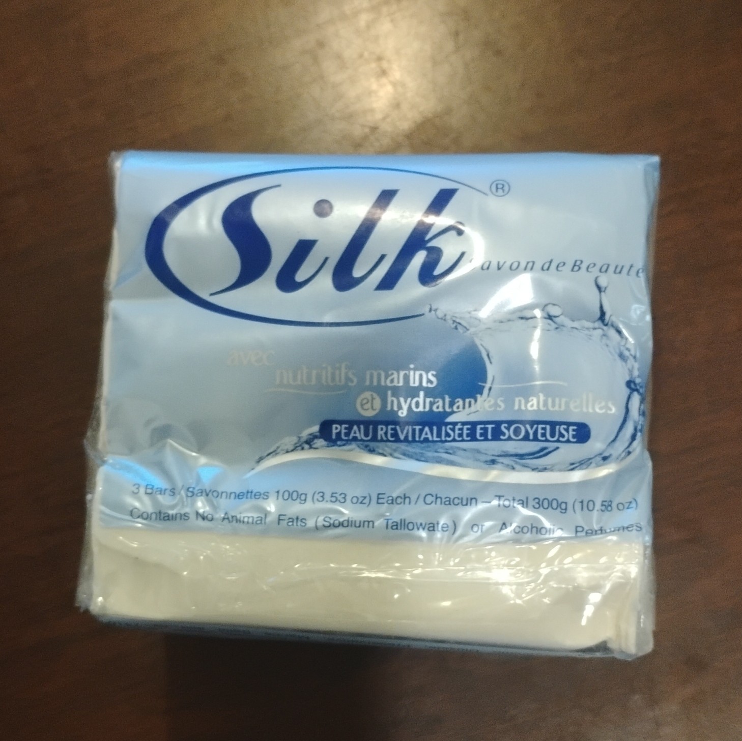 One 3 Pack Silk Sea Minerals Beauty Bars Soap Full Size Bath 3.53 Oz. Each Bar