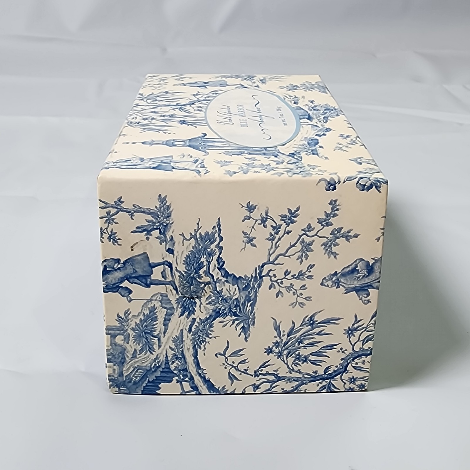 Bath Garden Blue Harbor Women’s White/Blue Rectangular Body Bar Soap 7 oz. NOS