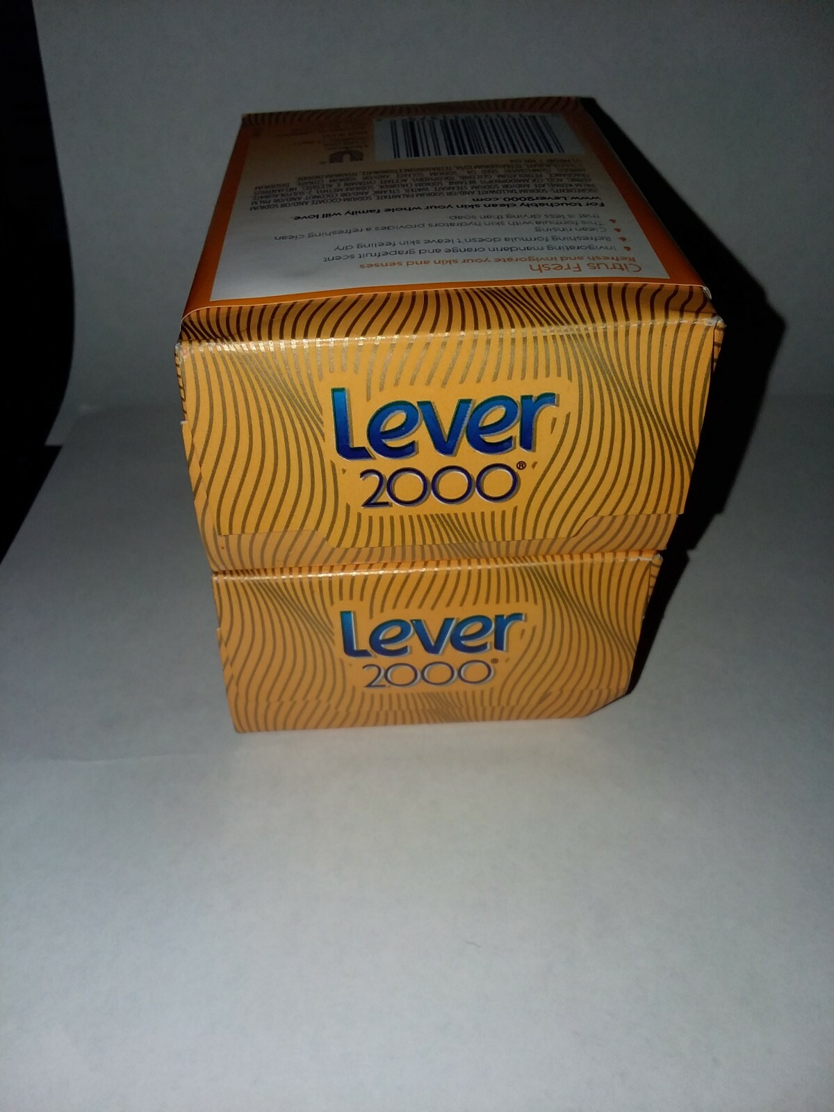 Lever 2000 Citrus Fresh Bar Soap 2 Bars. New In Box