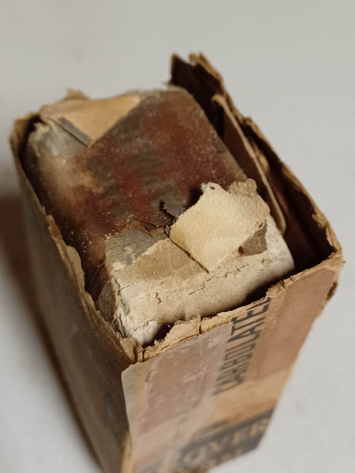 RARE Vintage CLOVER FARM White Carbolated Soap (Broken Box Damaged & Soap)