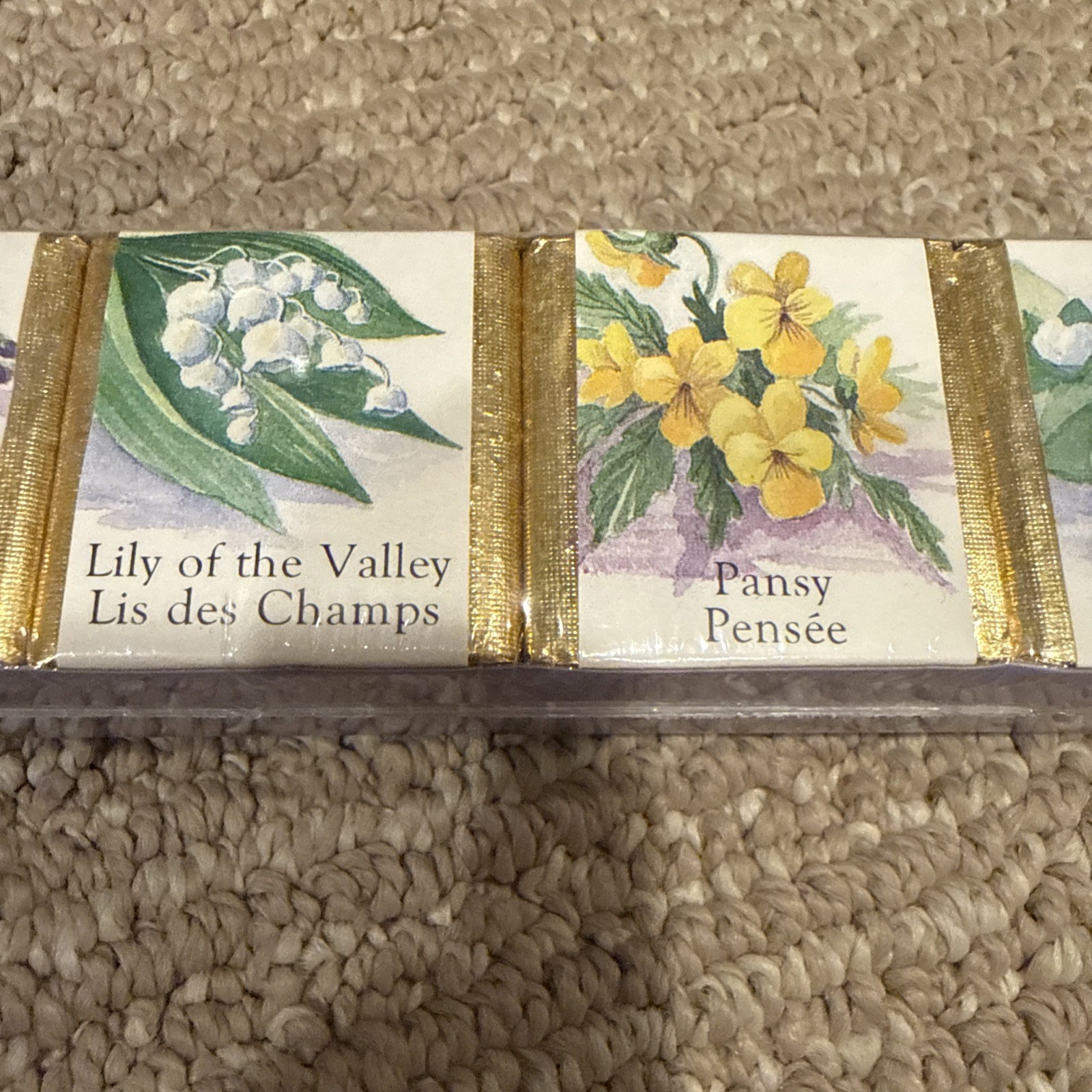 Six Sealed Delagar English Bath Cube Set Made in England Floral Scents 9 oz Salt
