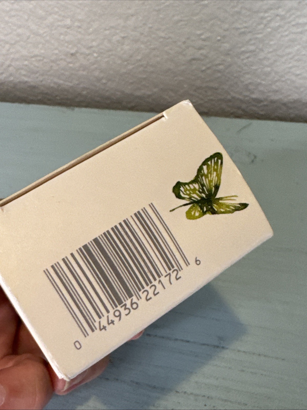 Crabtree & Evelyn LILY Hydrating Single Soap Bar Triple Milled 3.0 oz. (85g) USA