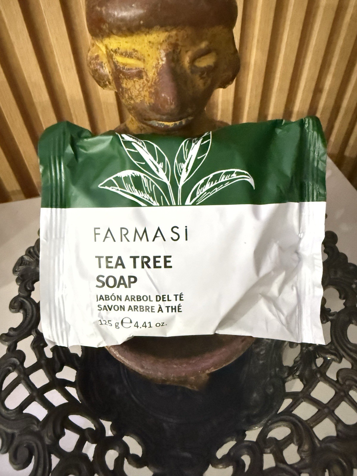 Farmasi Tea Tree Soap Clean excess oil without drying out the skin.