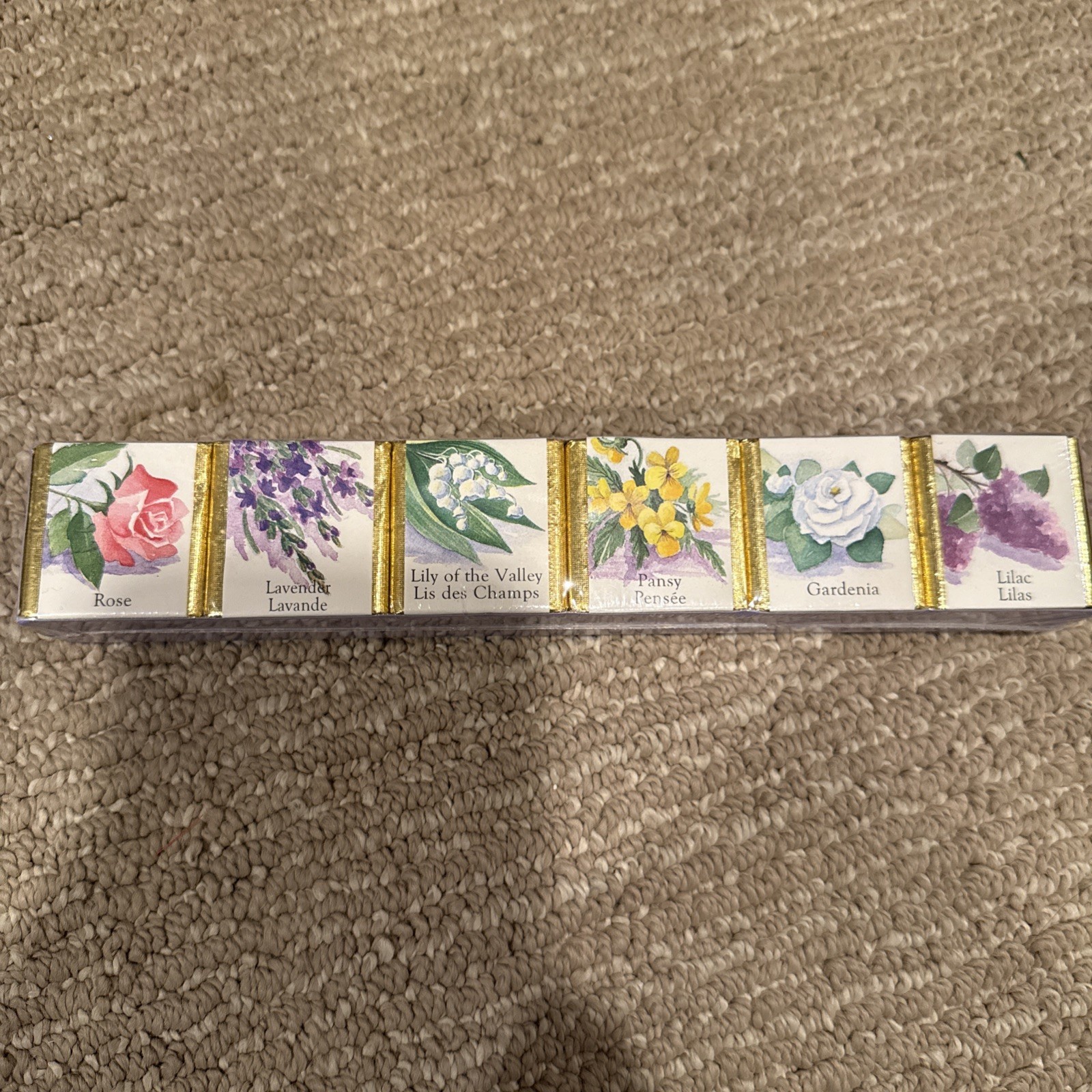 Six Sealed Delagar English Bath Cube Set Made in England Floral Scents 9 oz Salt