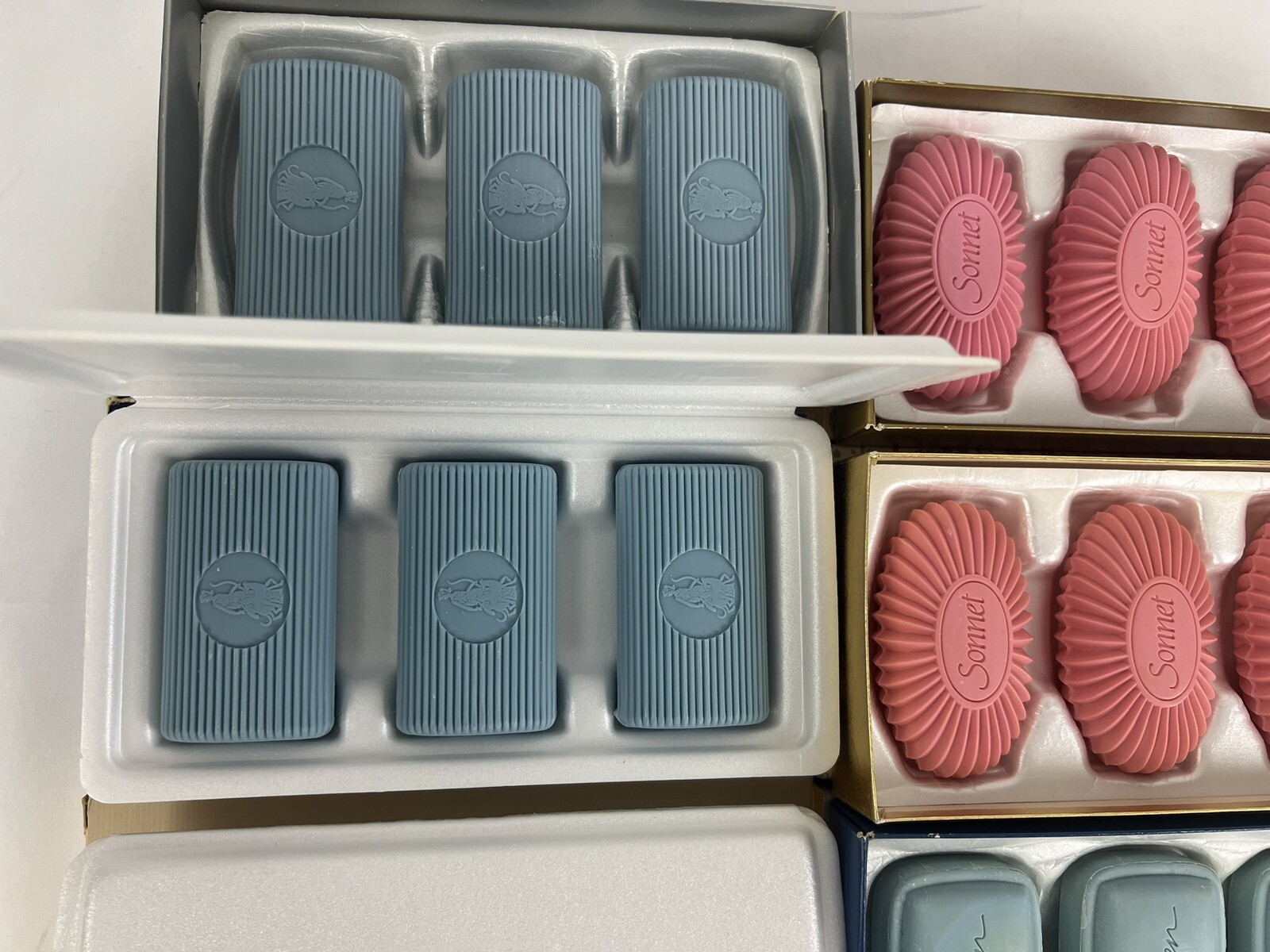 VTG Avon Soap Lot Touch Of Roses, Unspoken, Sonnet, Moonwind, Emprise – 20 Bars