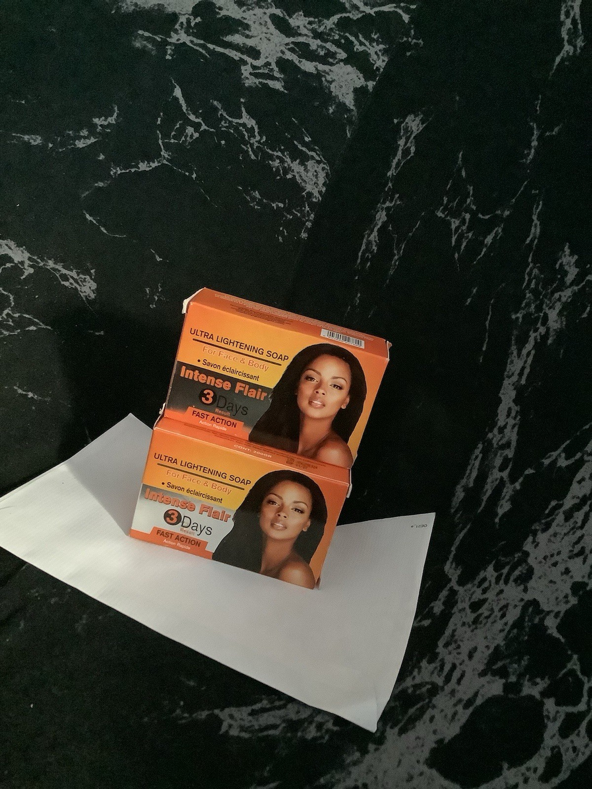 3 pck Care Tone Lightening Beauty Soap, ultra eclaircissant complexion 200gr