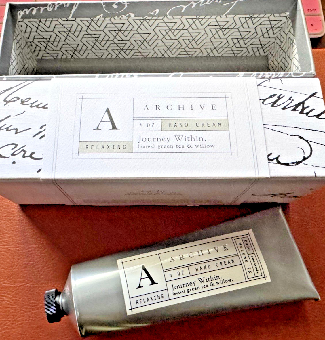 Archive Journey Within Hydrating Hand Cream Green Tea & Willow 4oz New in Box