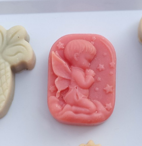 Bulk Soap by the Pound – Natural Food-Grade Dyes – Organic Essential Oils