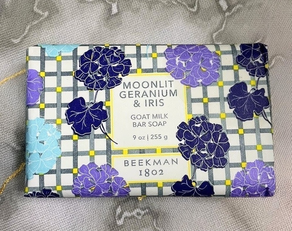 Beekman 1802 Goat Milk Bar Soap Moonlit Geranium & Iris Jumbo 9 oz NEW