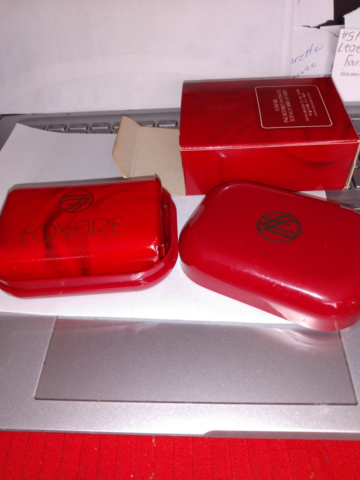 AVON FOXFIRE GIFT SOAP AND CASE
