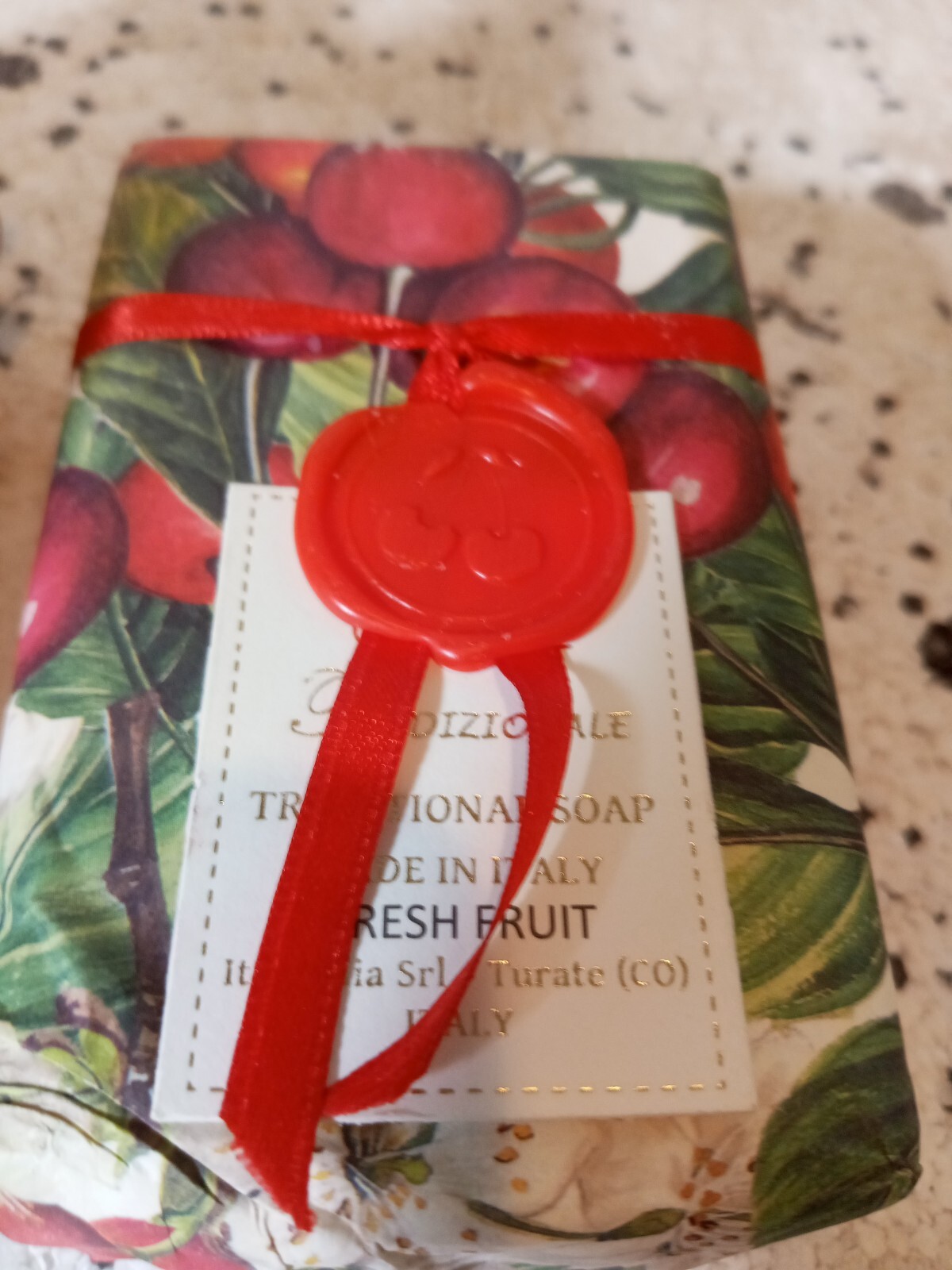 Saponificio Artigianale Florentine fresh fruit Soap 9.5 oz Made in Italy