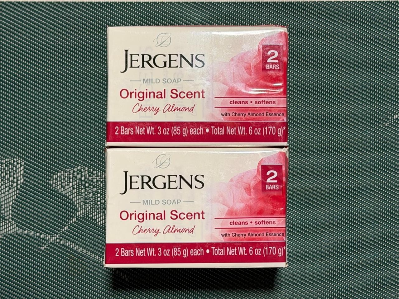 Jergens Cherry Almond Mild Soap Original Scent – 8 Bars (4x 2 Pack) – 3 Oz Each