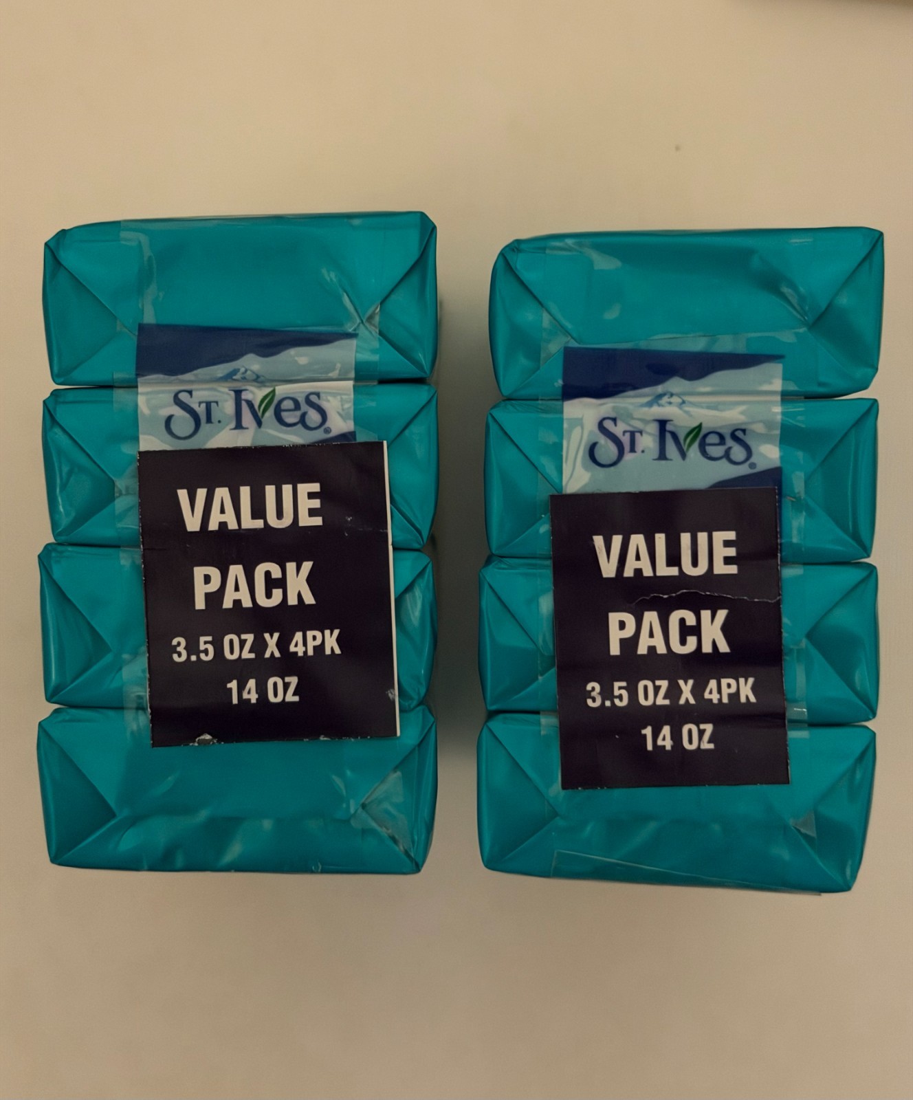 St. Ives’ Scrub Bar Soap with Coconut Water, Aloe, and Walnut 2 (4 Pack) 8 Bars