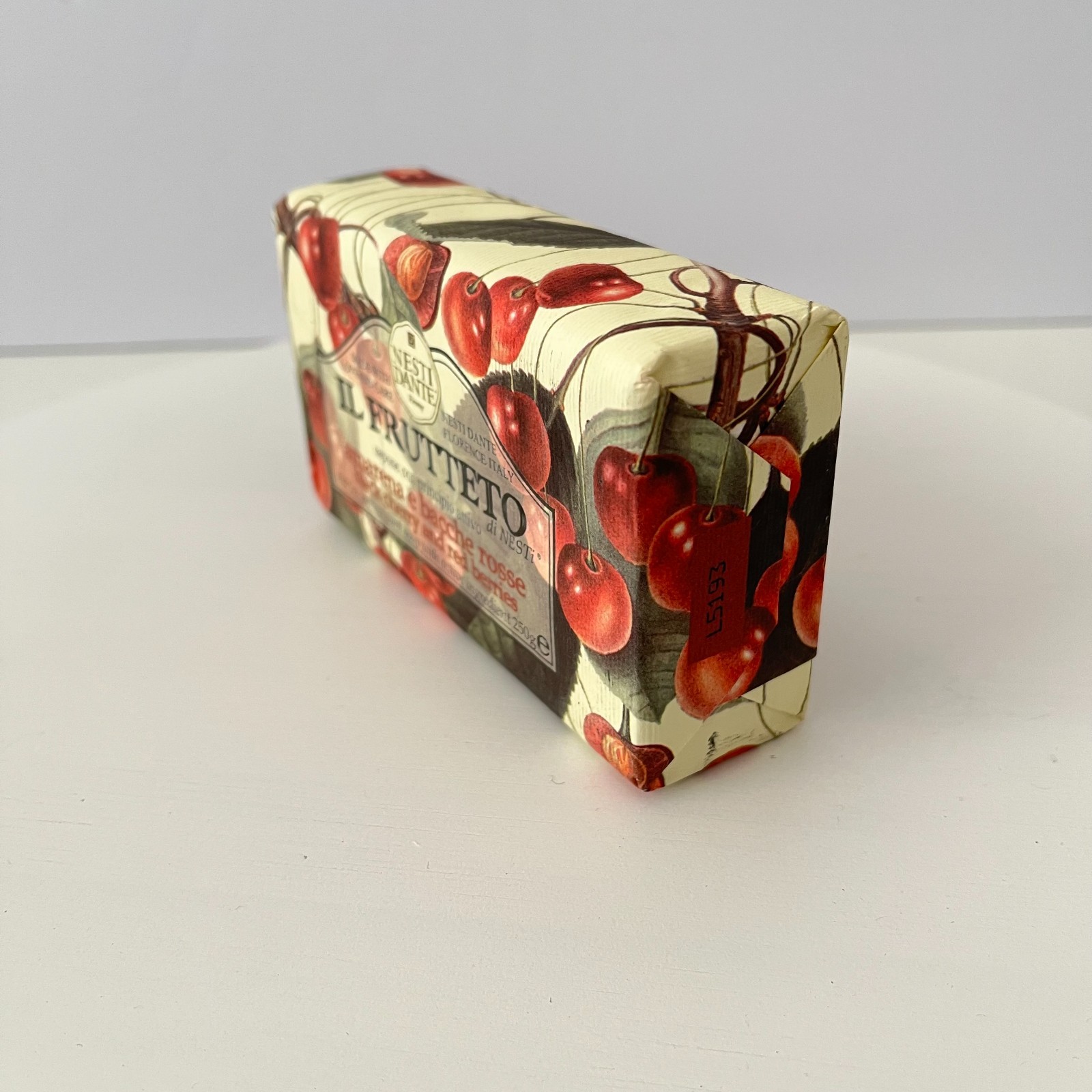 Nesti Dante Soap Bar IL Frutteto Antioxidant Black Cherry & Red Berries 8.8oz