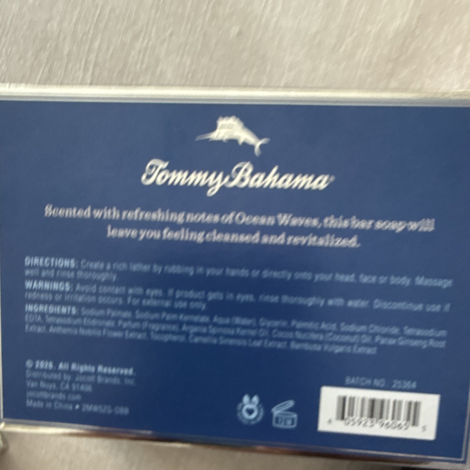 Tommy Bahama Premium Grooming Bar Soap Ocean Waves Hair/Face/Body 10 oz x2