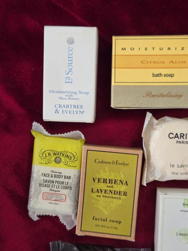 Lot 12 Mixed Travel Soaps Crabtree And Evelyn Source Quercus Wet Carita