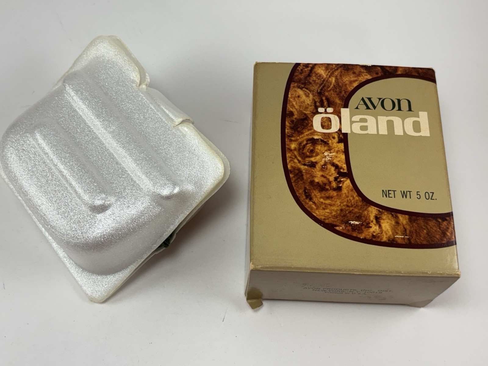 Vtg 1970s Avon Oland Mens Shower Soap on a Rope 5oz NOS Boxed Rare Deadstock