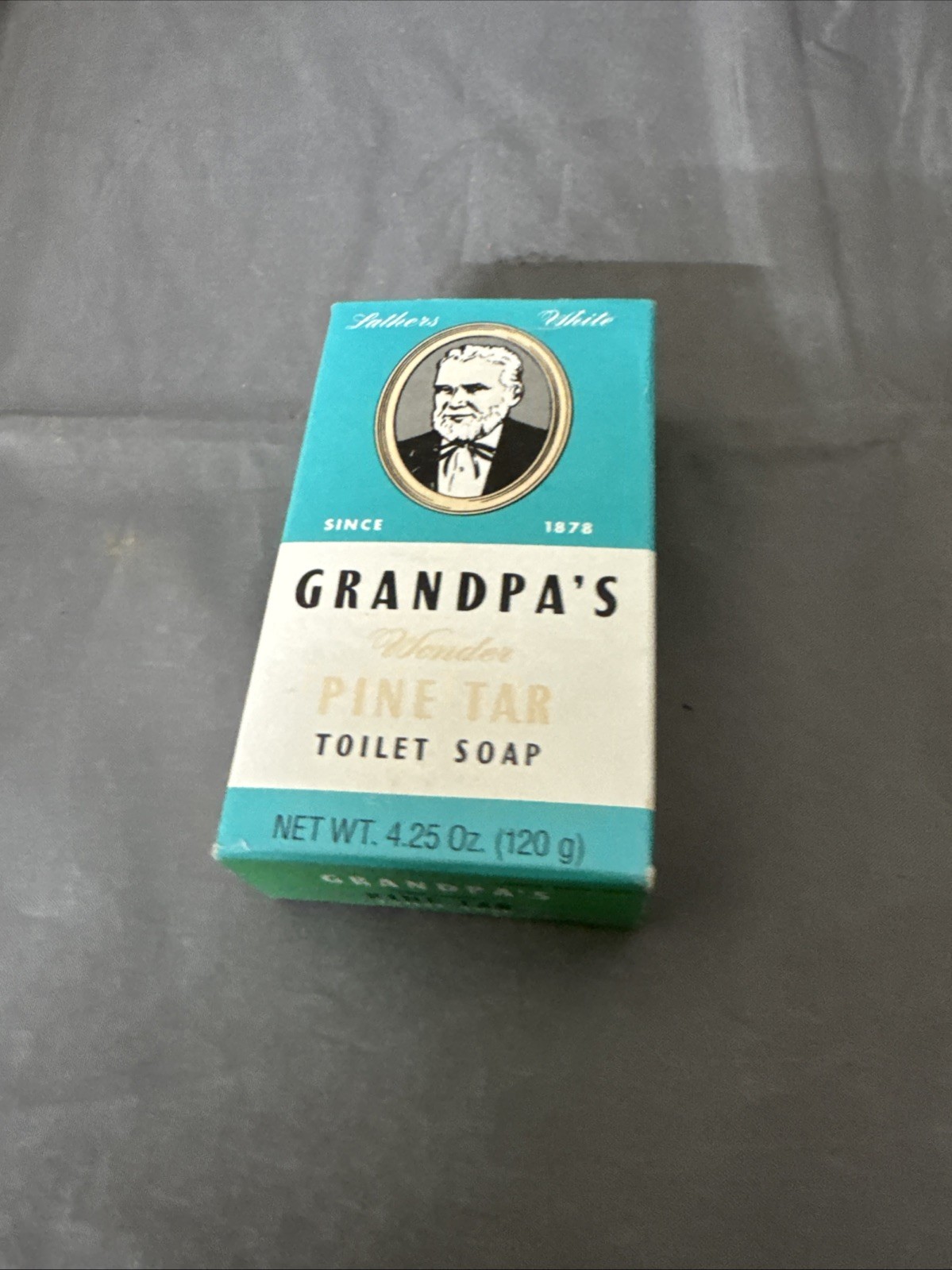 GRANDPA’S WONDER PINE TAR TOILET SOAP 4.25 oz USA Older 1975 Box Original Vtg