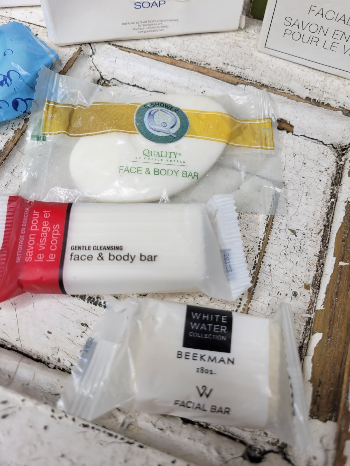 Vintage Bar Soaps Motel Hotel Neutrogena Olive Branch Botanicals Etc