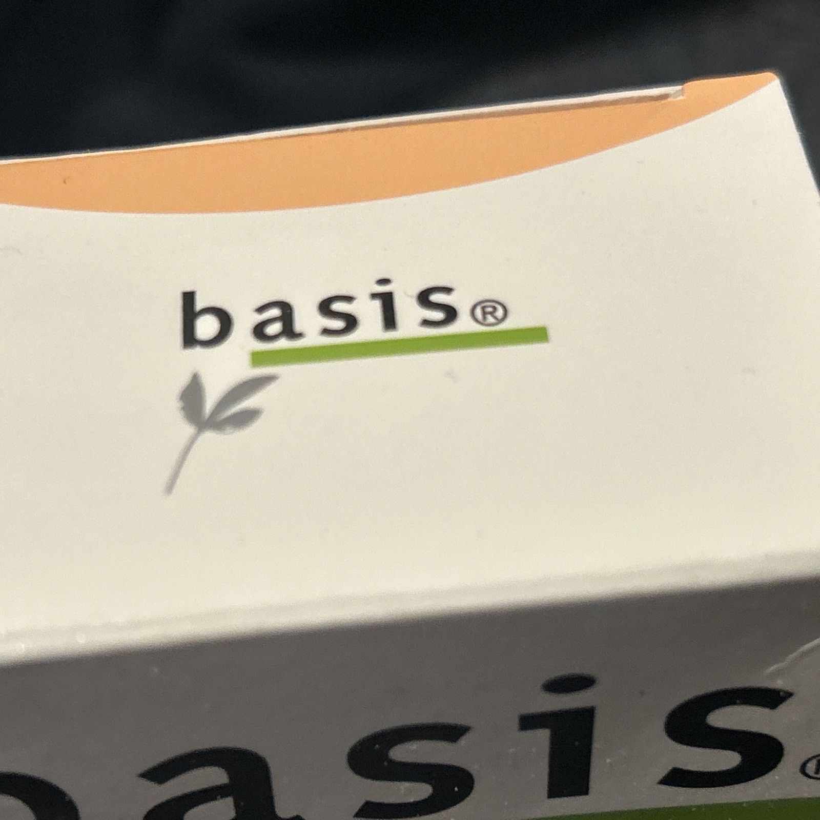 Basis SENSITIVE SKIN BAR Soap, Unscented, 4 oz / 113 g • cleans + soothes • NEW