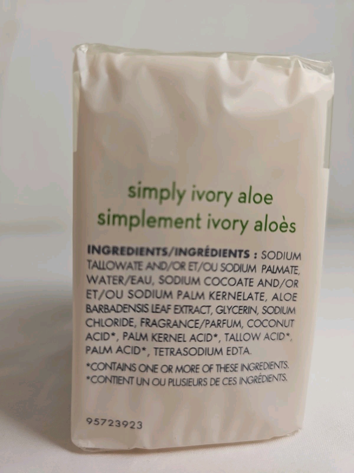 Vintage Ivory Simply Ivory Aloe Soap 3 Bar Pack 9.5 oz Sealed Unopened