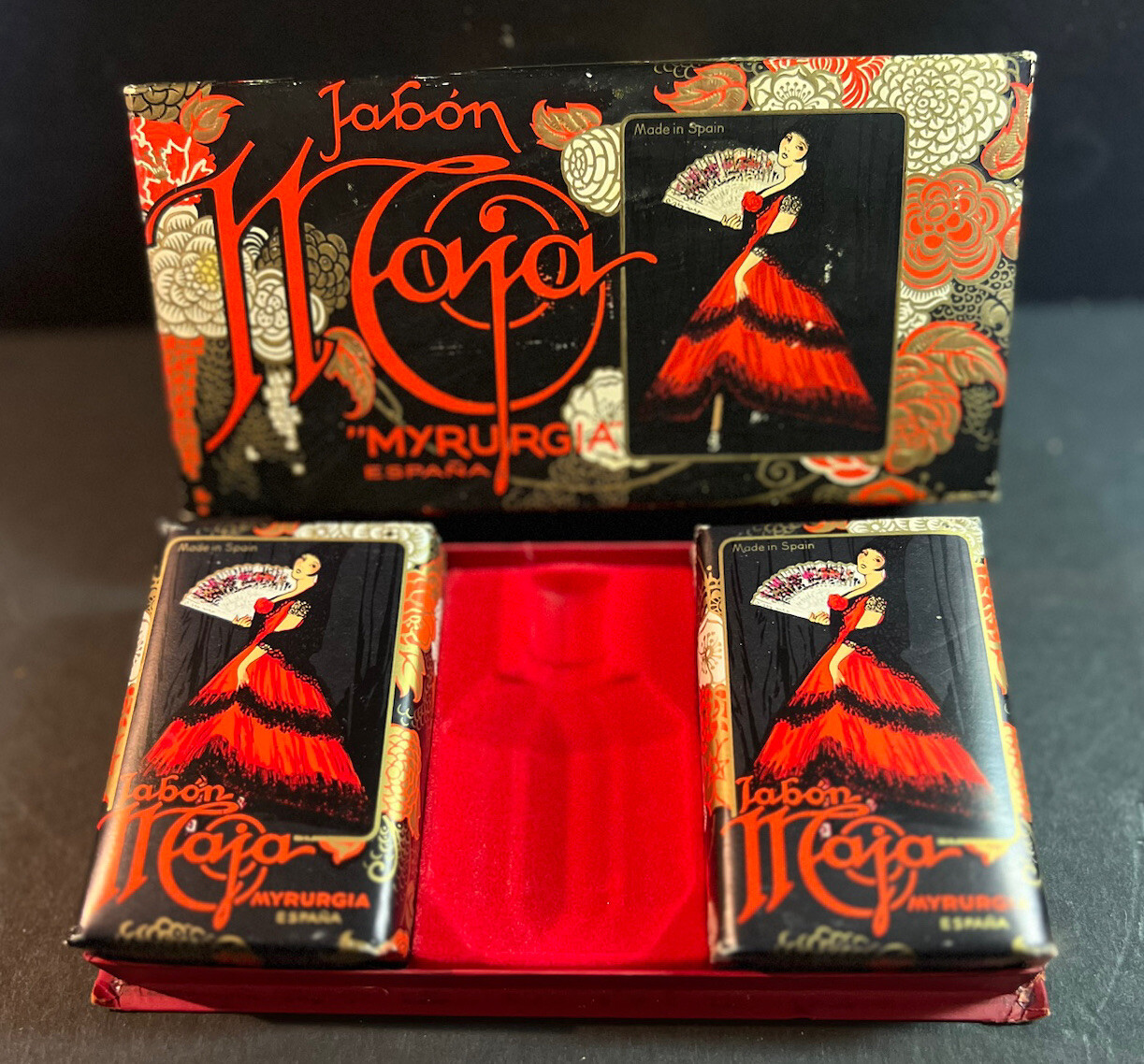 2 Vintage Boxes Jabón Maja By Myrurgia España 4 Soap Bars – 2 Large 2 Small