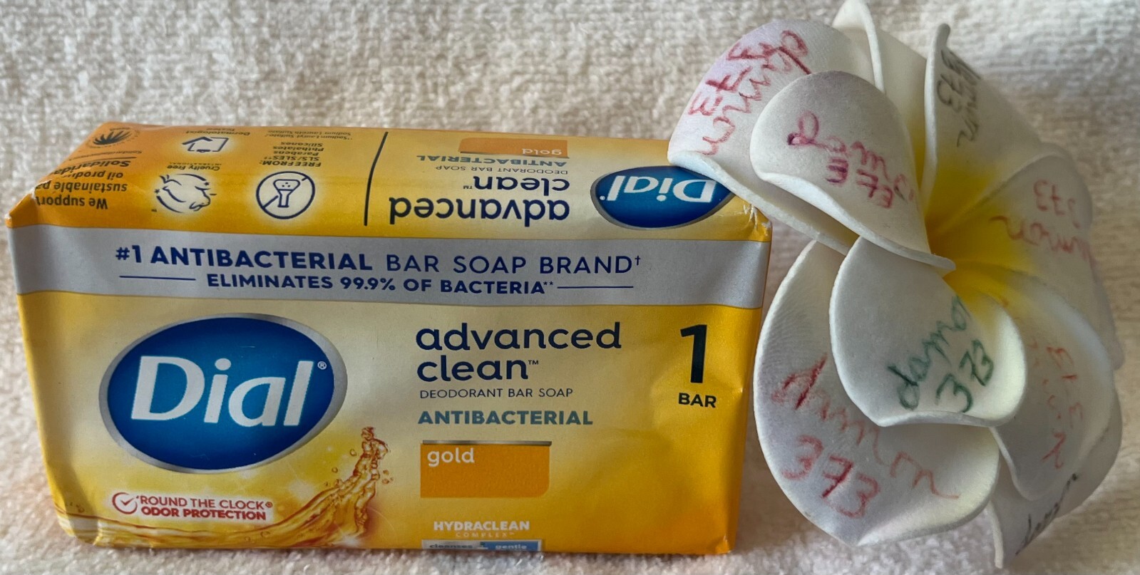 DIAL**GOLD**ANTIBACTERIAL Advanced Clean DEODORANT SOAP~~4 OZ/113 g~~NEW/SEALED