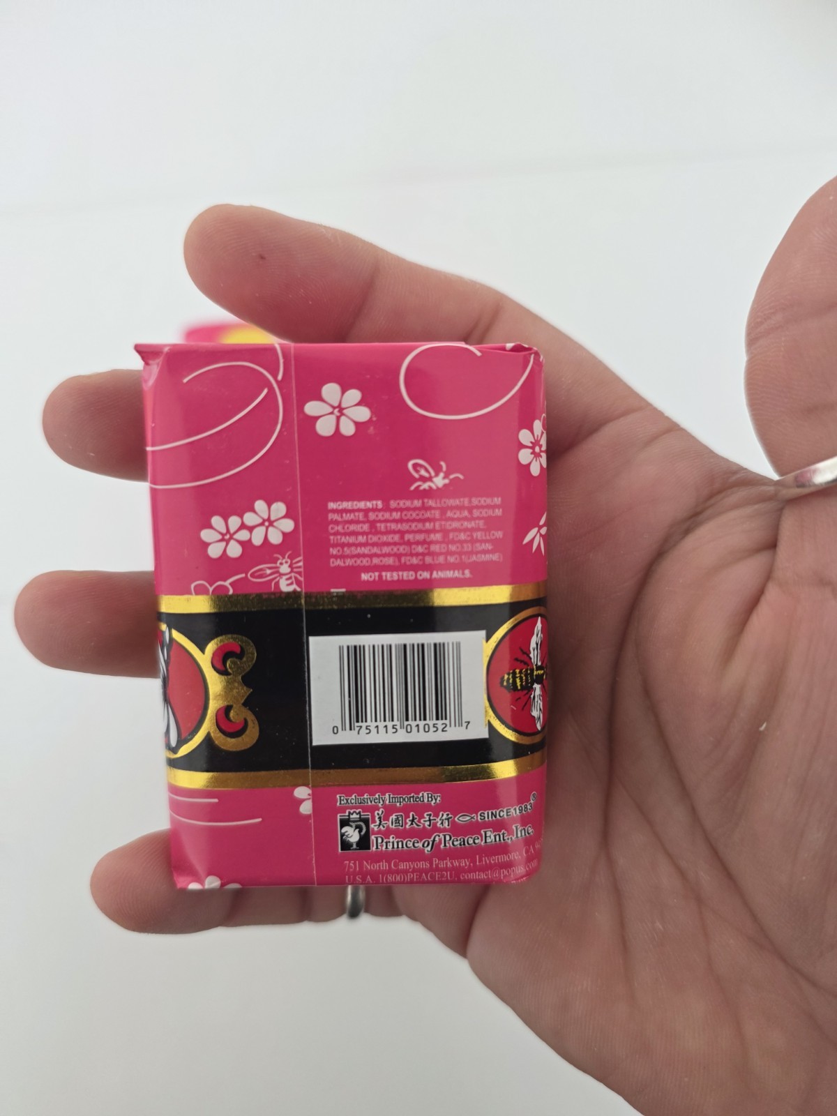 Bee & Flower Rose Body Bar Soap 2.65 oz Pink Floral Wrap Not Tested on Animals